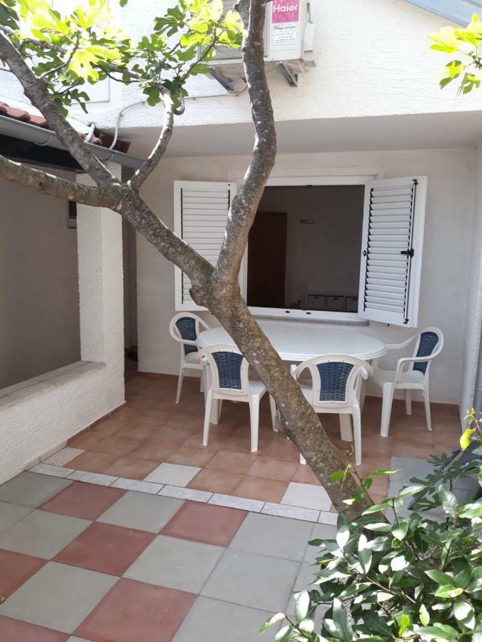 Apartman Grospic 2 Cesarica Exterior foto